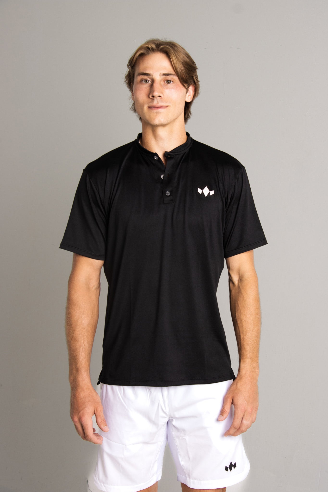 Men's Essential Henley