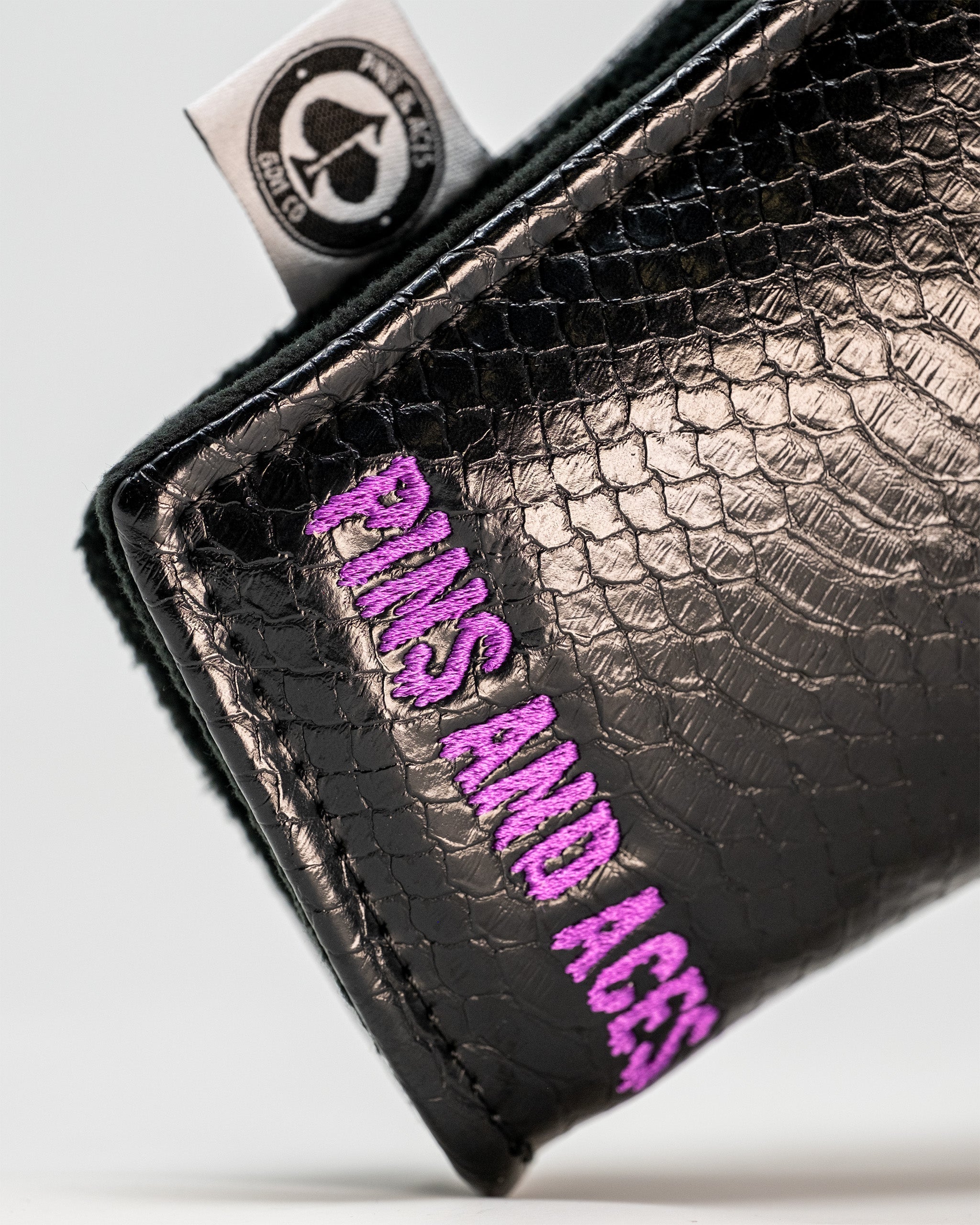 Pins and Aces Venom Blade Putter Cover - Thumbnail 3