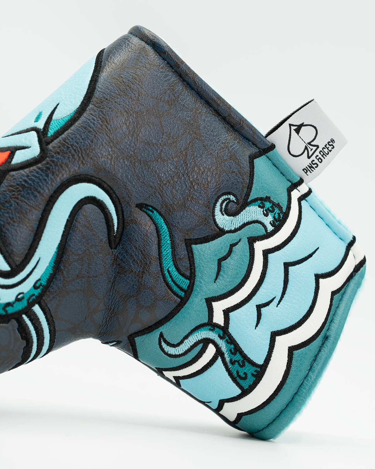 Pins and Aces Kraken Blade Putter Cover - Thumbnail 2
