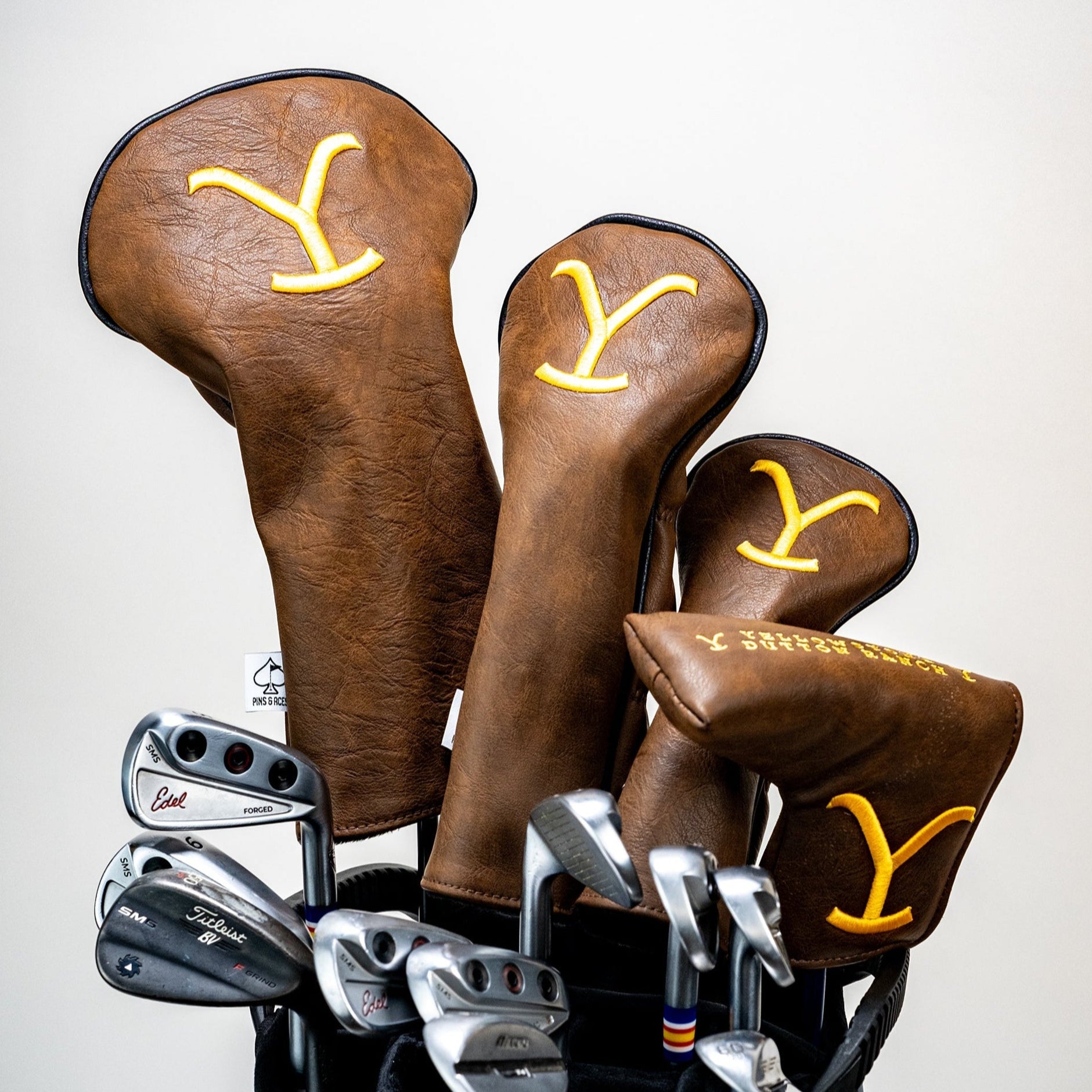 Pins and Aces Yellowstone Putter Cover - Thumbnail 4