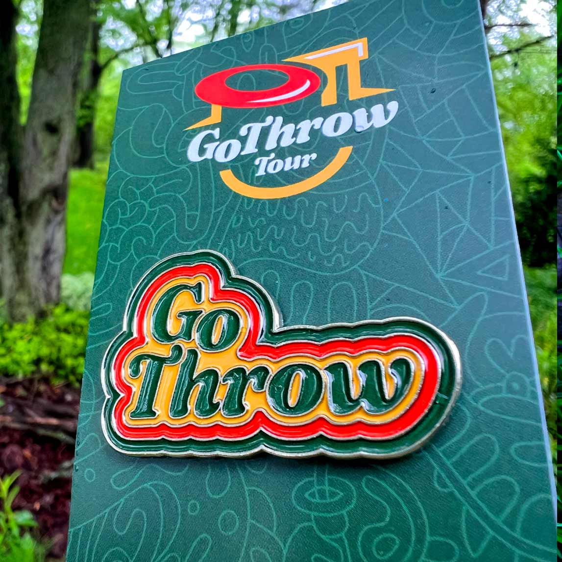Go Throw Stacked Logo Disc Golf Pin - Thumbnail 3